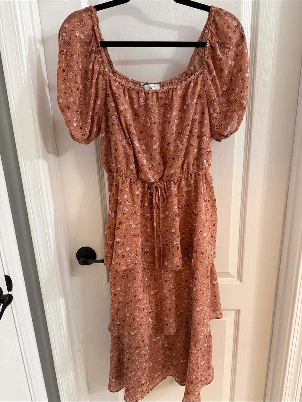 Sweet Rain Rust Floral Puff-Sleeve Midi Dress